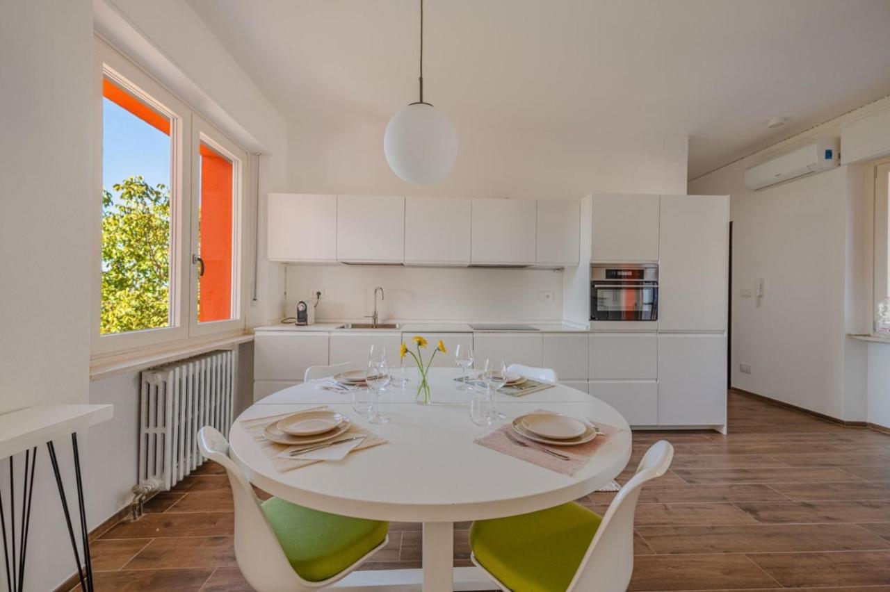 Apartamento Casa Rafanelli Monforte dʼAlba Exterior foto